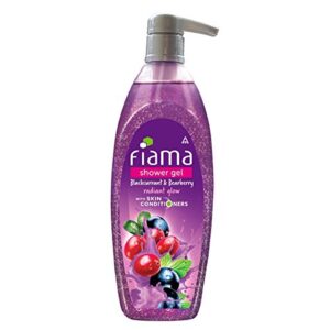 Fiama Body Wash Shower Gel Blackcurrant & Bearberry, 500ml, Body Wash for Women & Men with Skin Conditioners for Radiant Skin, Suitable for All Skin Types